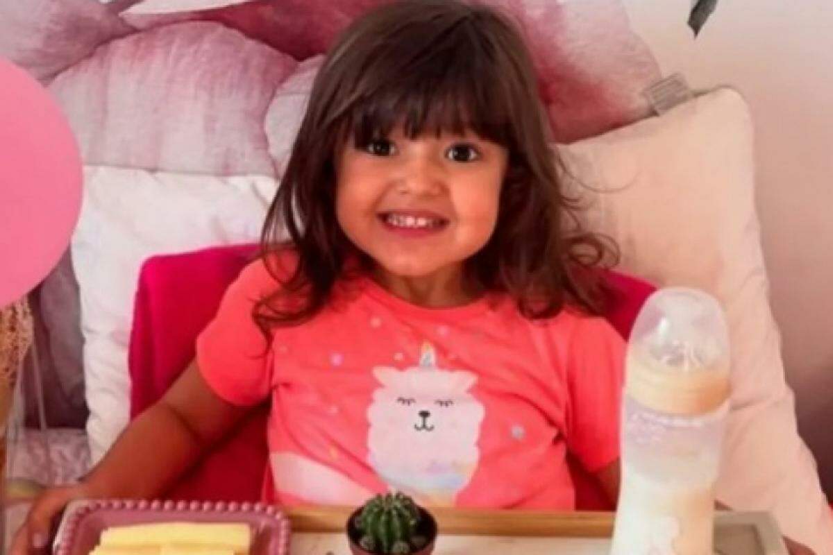 Bruna Brito Barbosa de Araújo, de 4 anos