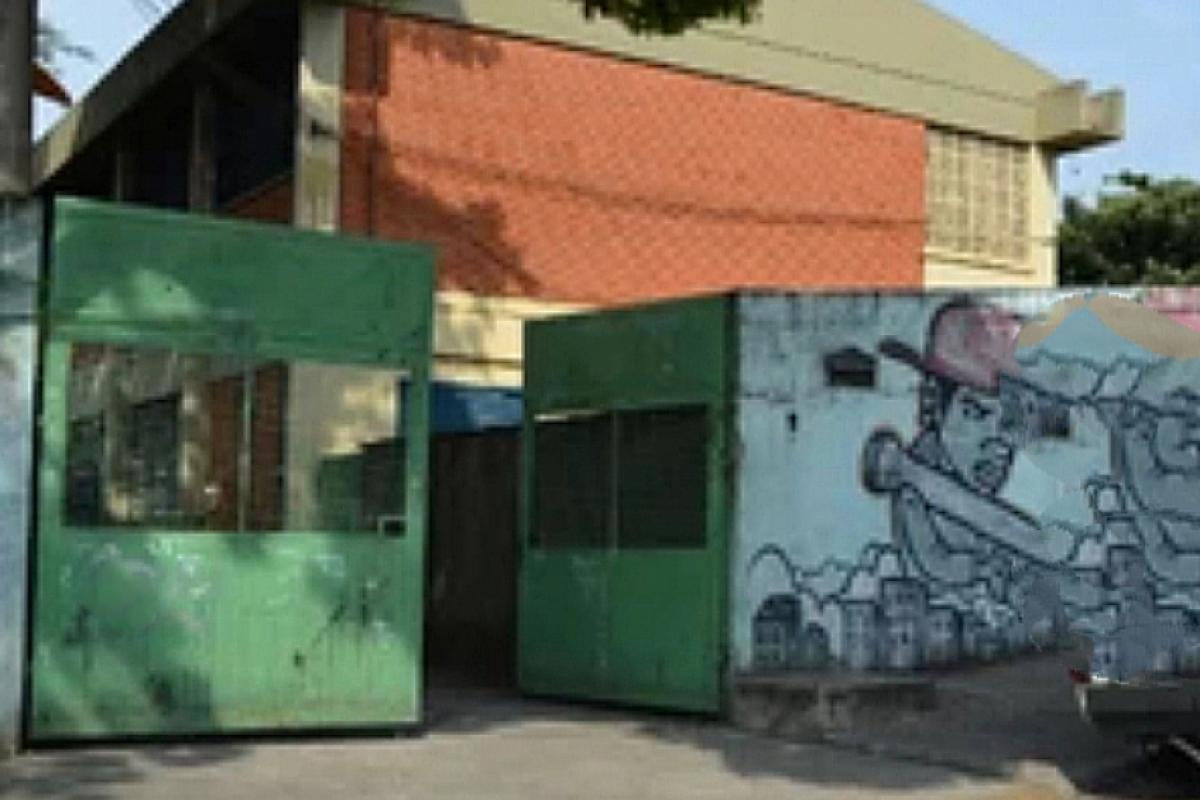 A agressão ocorreu na saída da escola na rua Altino Arantes em Piracicaba.