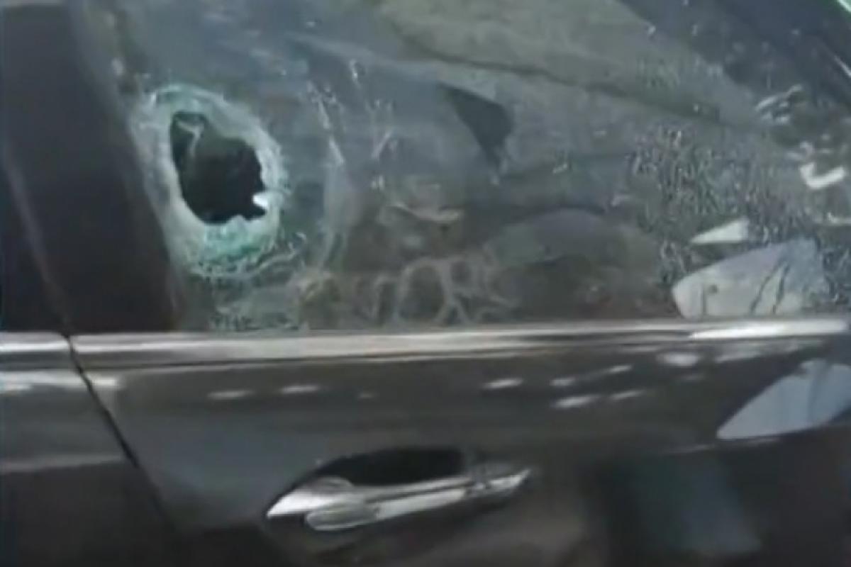 Carro do idoso de São José foi alvejado por tiros