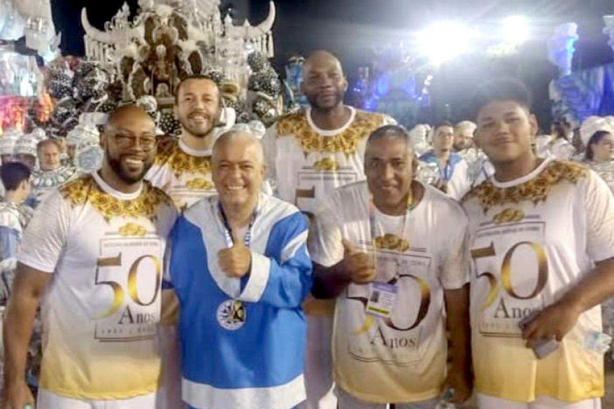 Torcida da escola promove ações sociais em Piracicaba