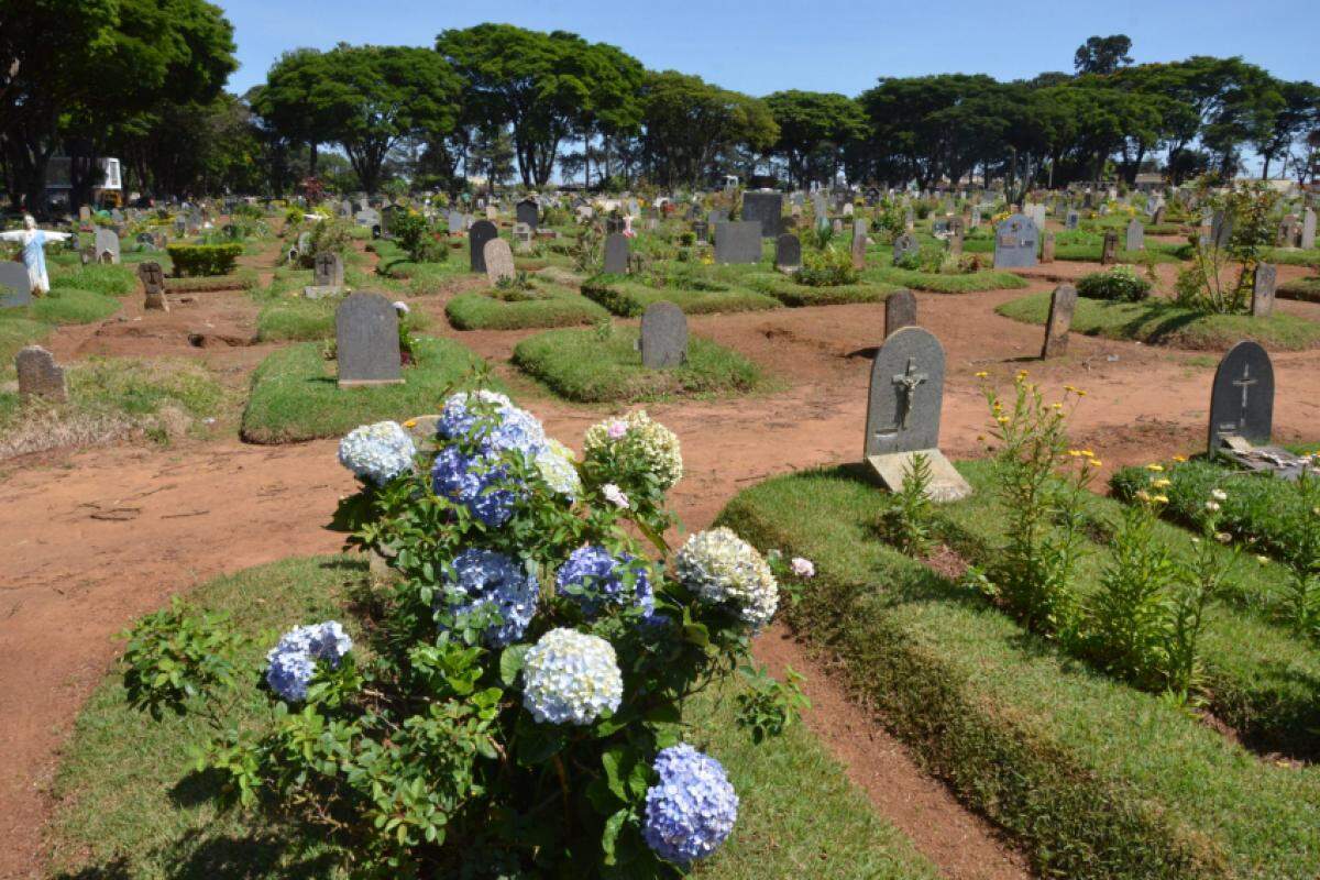 Cemitério Santo Agostinho, em Franca