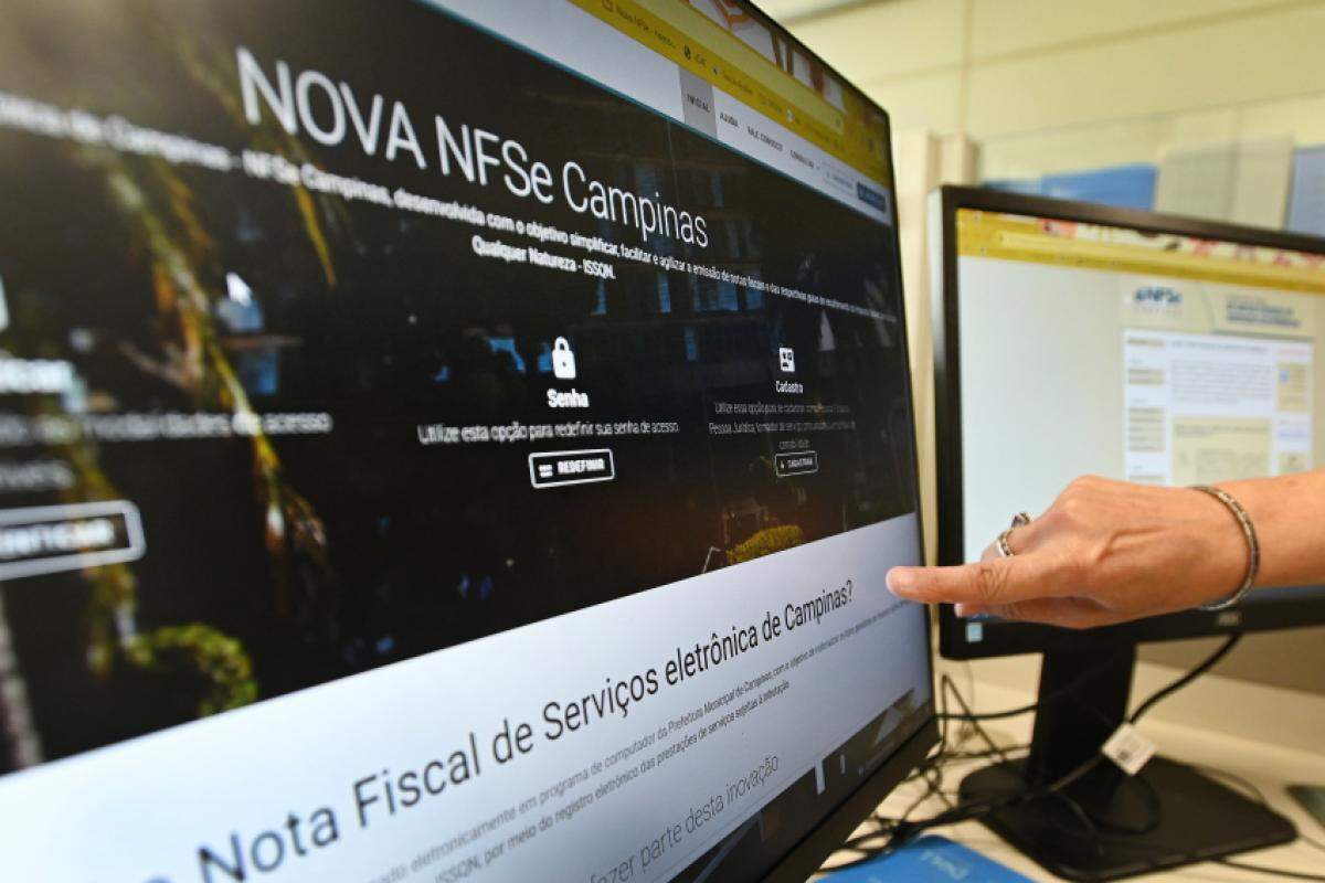 Nova versão do sistema será implantada em 17 de março, trazendo automatizações e mudanças no layout. Empresas devem transmitir recibos até 14 de março.