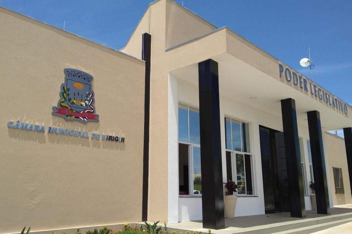 Sessão ordinária desta terça-feira inclui projeto que institui nova secretaria 