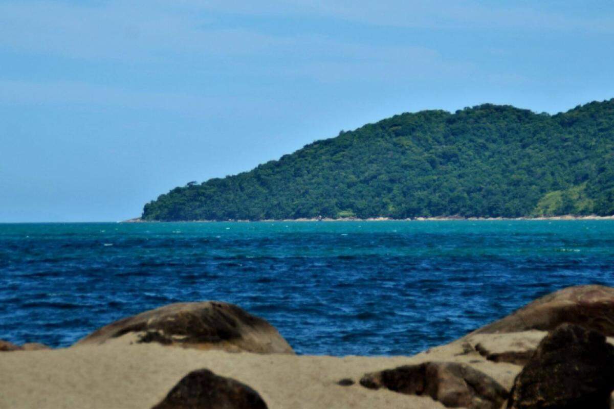 Corpo foi encontrado nas proximidades da Ilha do Tamanduá, em Caraguatatuba