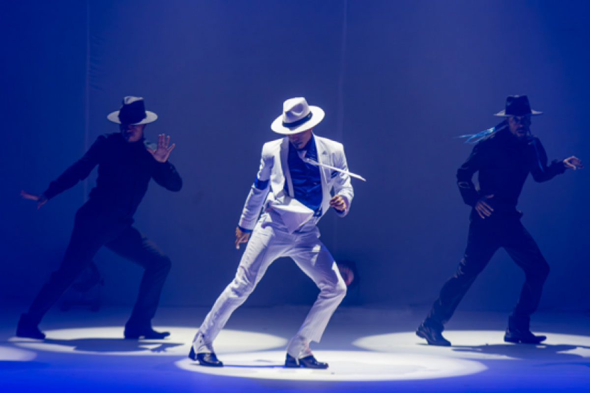 'The Jackson's Funk' é apresentado pela Clarin Cia. de Dança