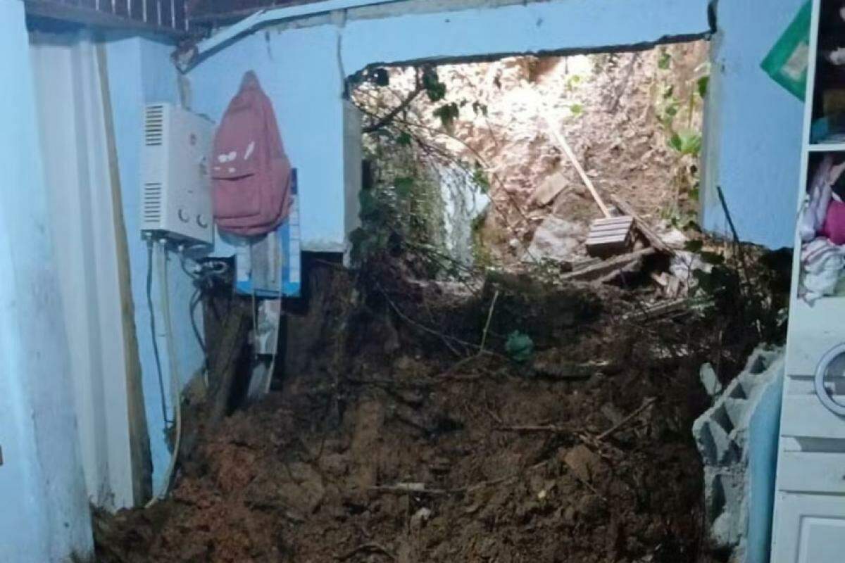 Deslizamento de terra em Campos do Jordão