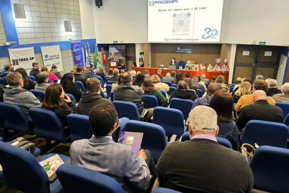 Palestra será realizada no dia 08 de abril, no auditório da AEJ (Associação dos Engenheiros de Jundiaí)