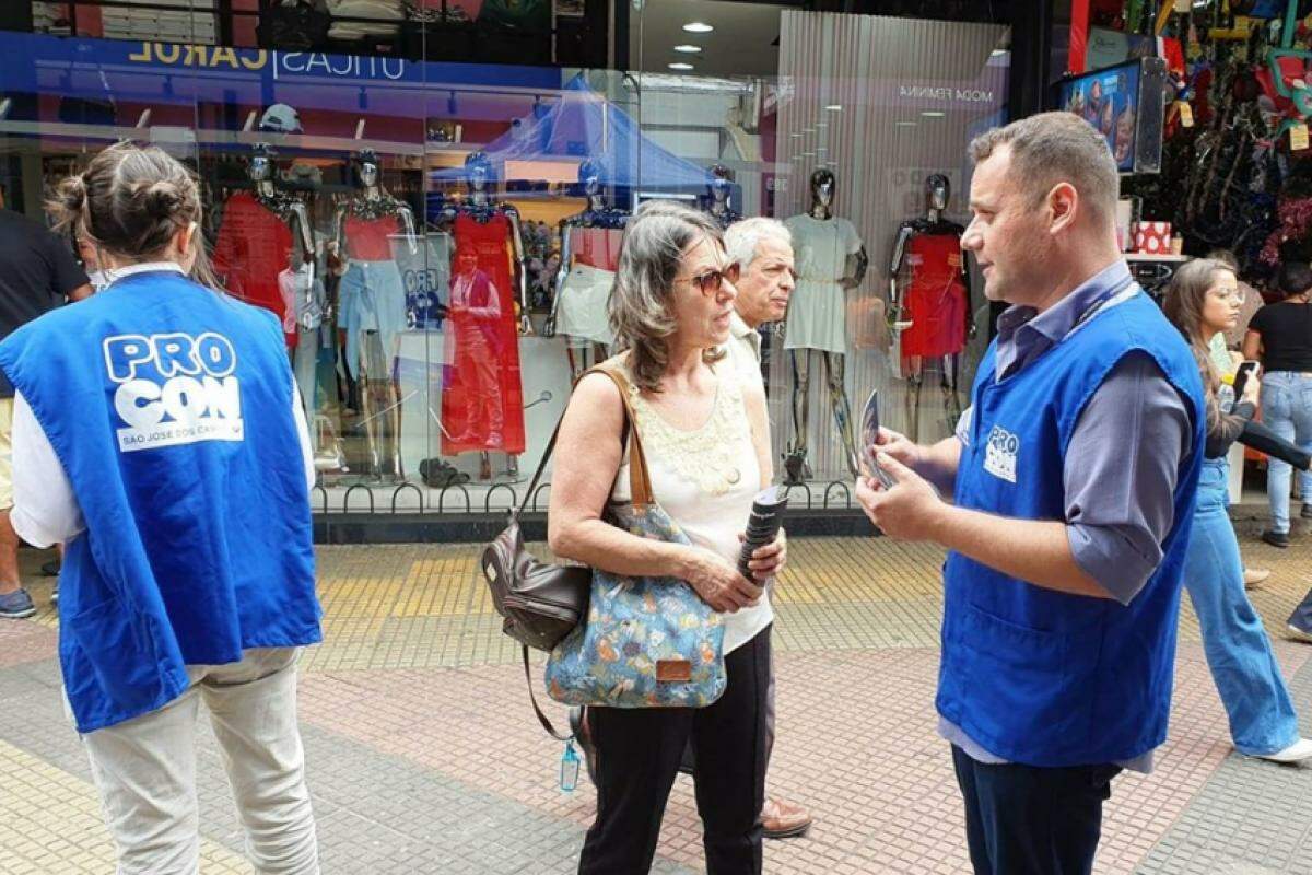 Procon orienta consumidor em São José sobre as compras de Páscoa