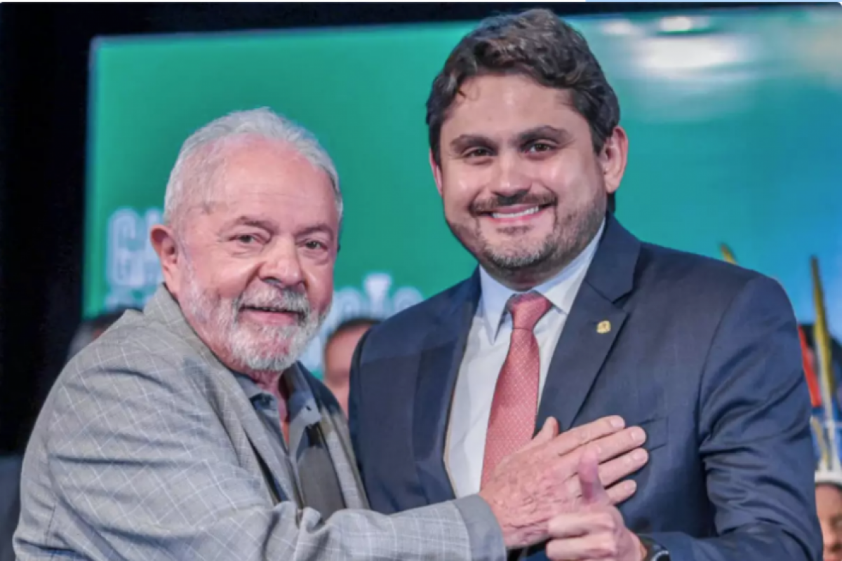 A decisão, tomada por ele em conversa com integrantes do seu partido, foi anunciada a aliados nesta tarde.