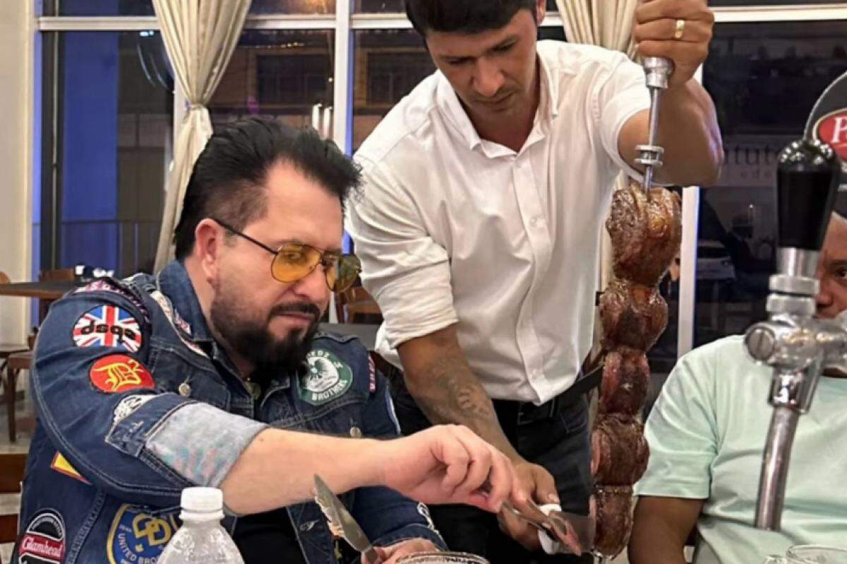 Marrone em churrascaria de Franca