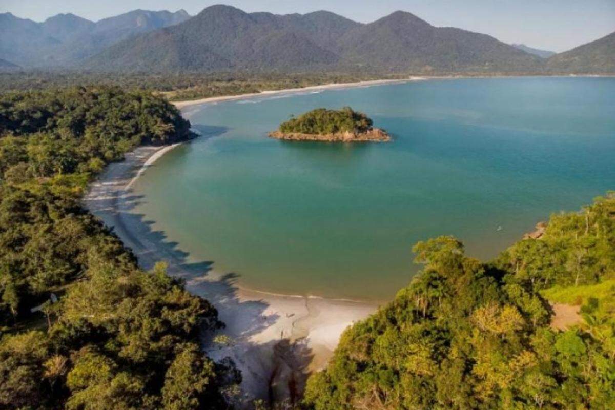 Policial morreu afogado na praia do Ubatumirim, em Ubatuba