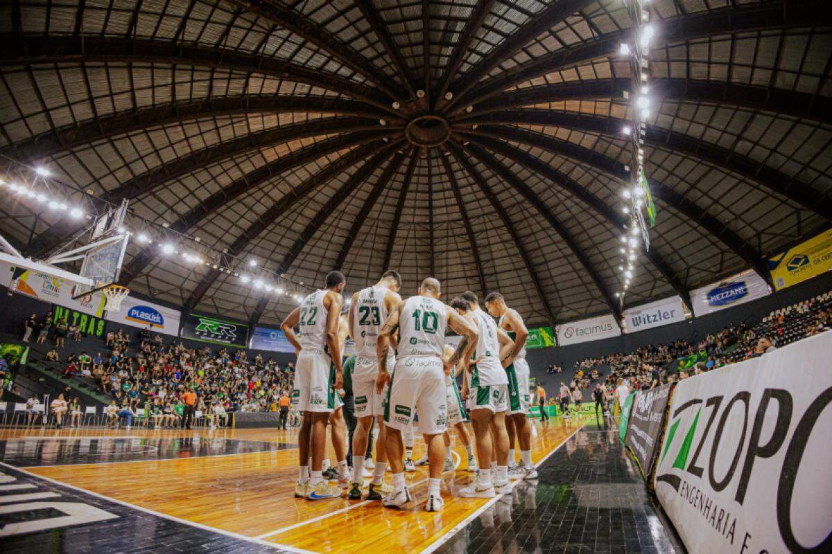 Bauru Basket tem um desafio importante nesta quinta-feira (17), às 19h30, no ginásio Panela de Pressão