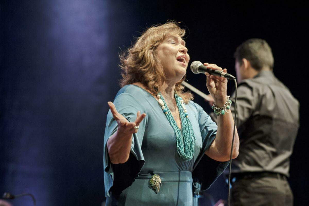 Cantora se apresenta com a Orquestra Filarmônica Jovens Músicos, de Piracicaba, em concerto especial gratuito