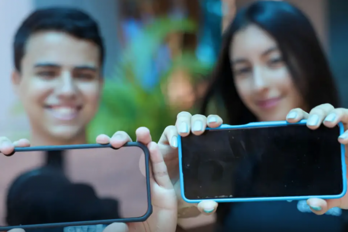 Quem não tiver nota fiscal vai ter que devolver o celular.