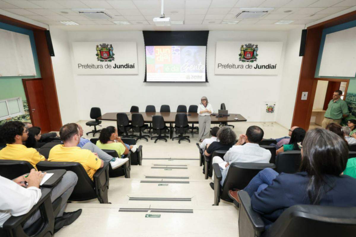 O evento reuniu representantes de vários segmentos