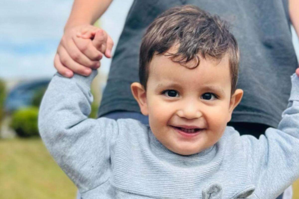 Bebê de um ano morre após médico o liberar para voltar para casa