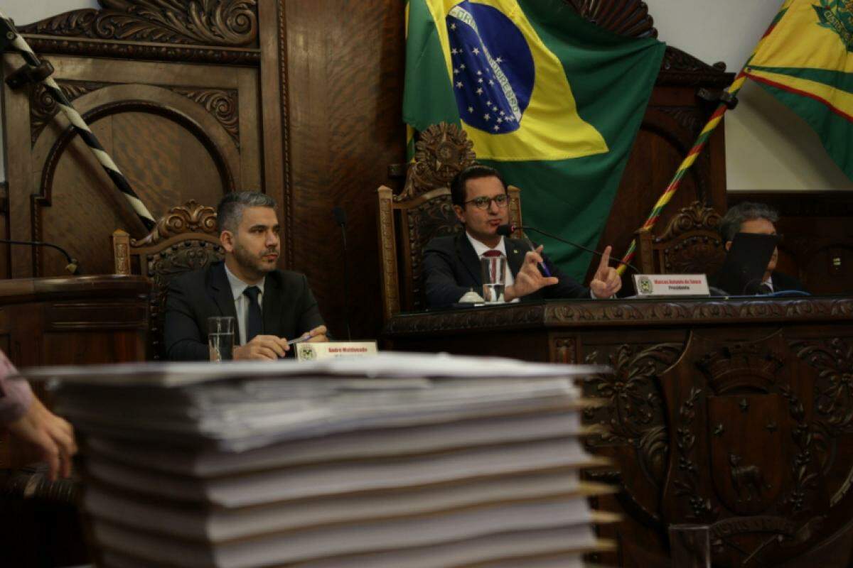 André Maldonado (PP) e Markinho Souza (MDB), presidente: Mesa atuou para 'salvar' aprovação do projeto, mas ambos criticaram envio atropelado do projeto