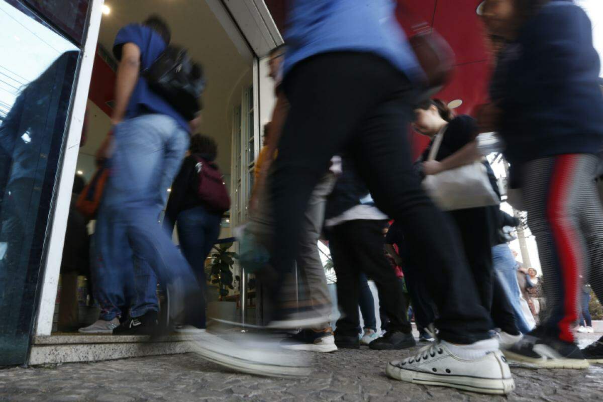 Convocação de aprovados foi autorizada e começou nesta segunda-feira (28); entenda