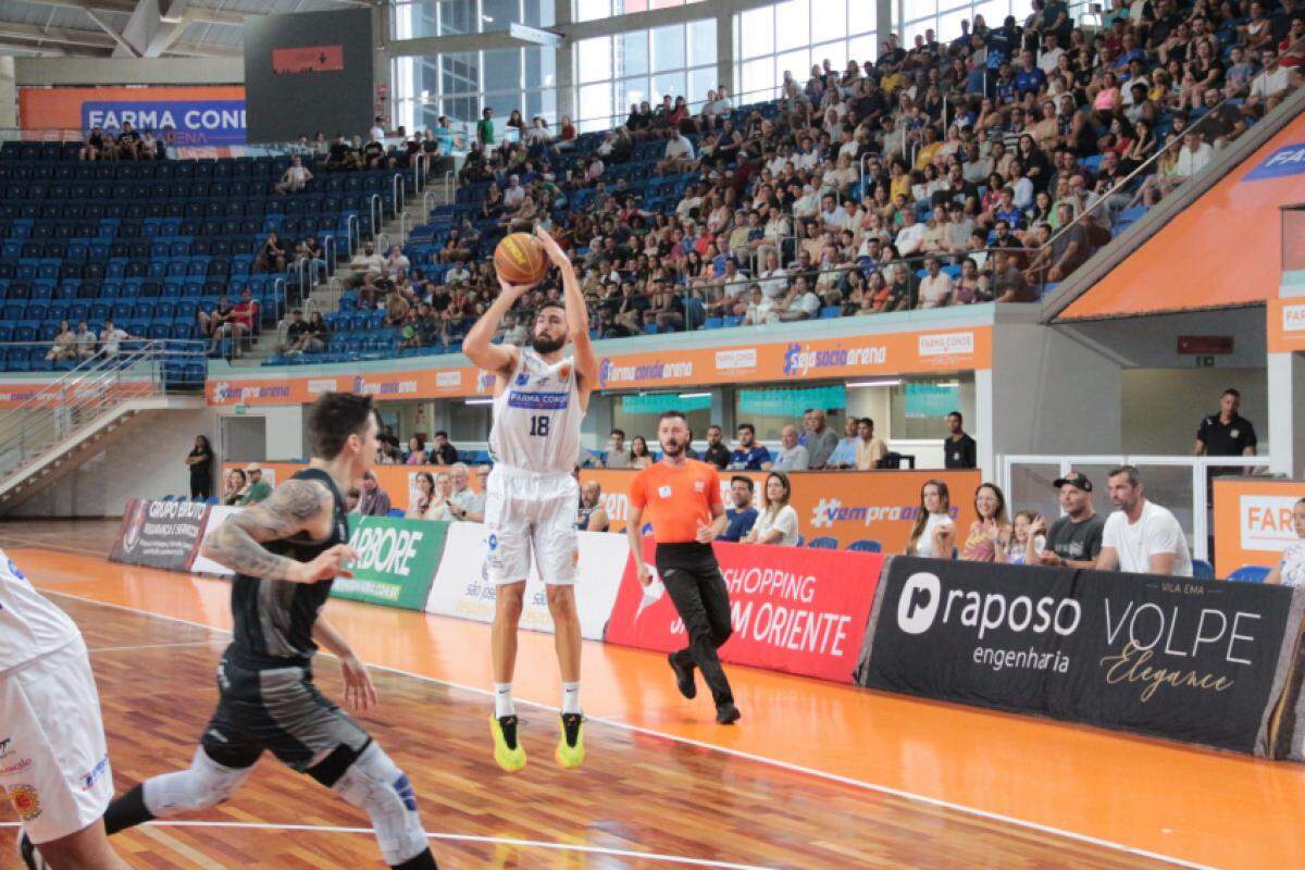 Farma Conde São José fecha 1ª fase do NBB com Pato e mira playoff