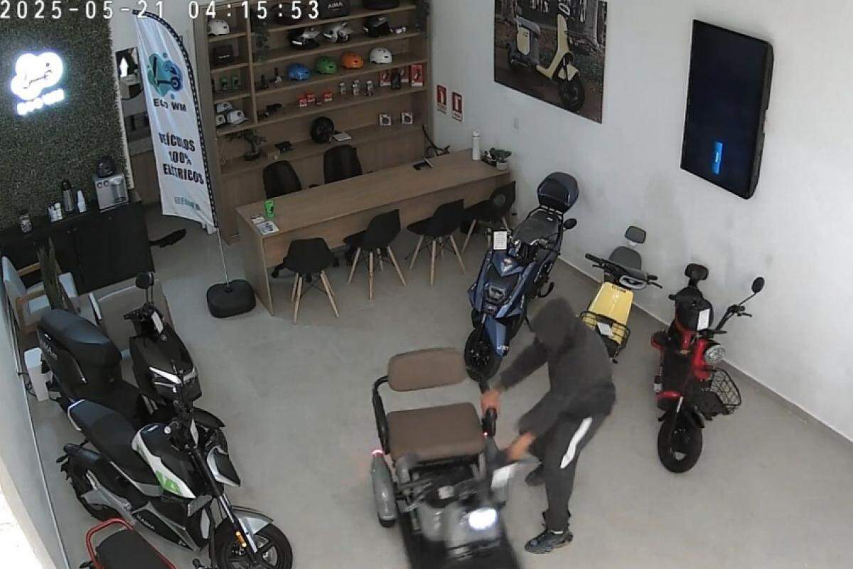 Operação conjunta recupera motos elétricas furtadas em Jacareí