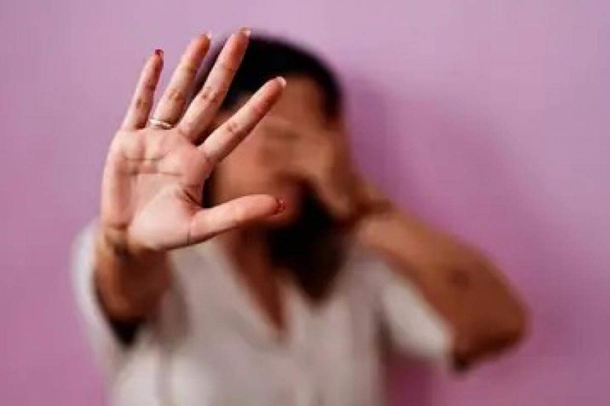 Violência contra mulher: 275,2 mil casos de agressão foram registrados em 2023