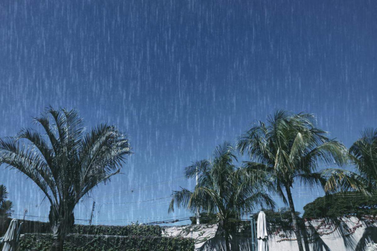 Céu de Franca em dia frio e chuvoso