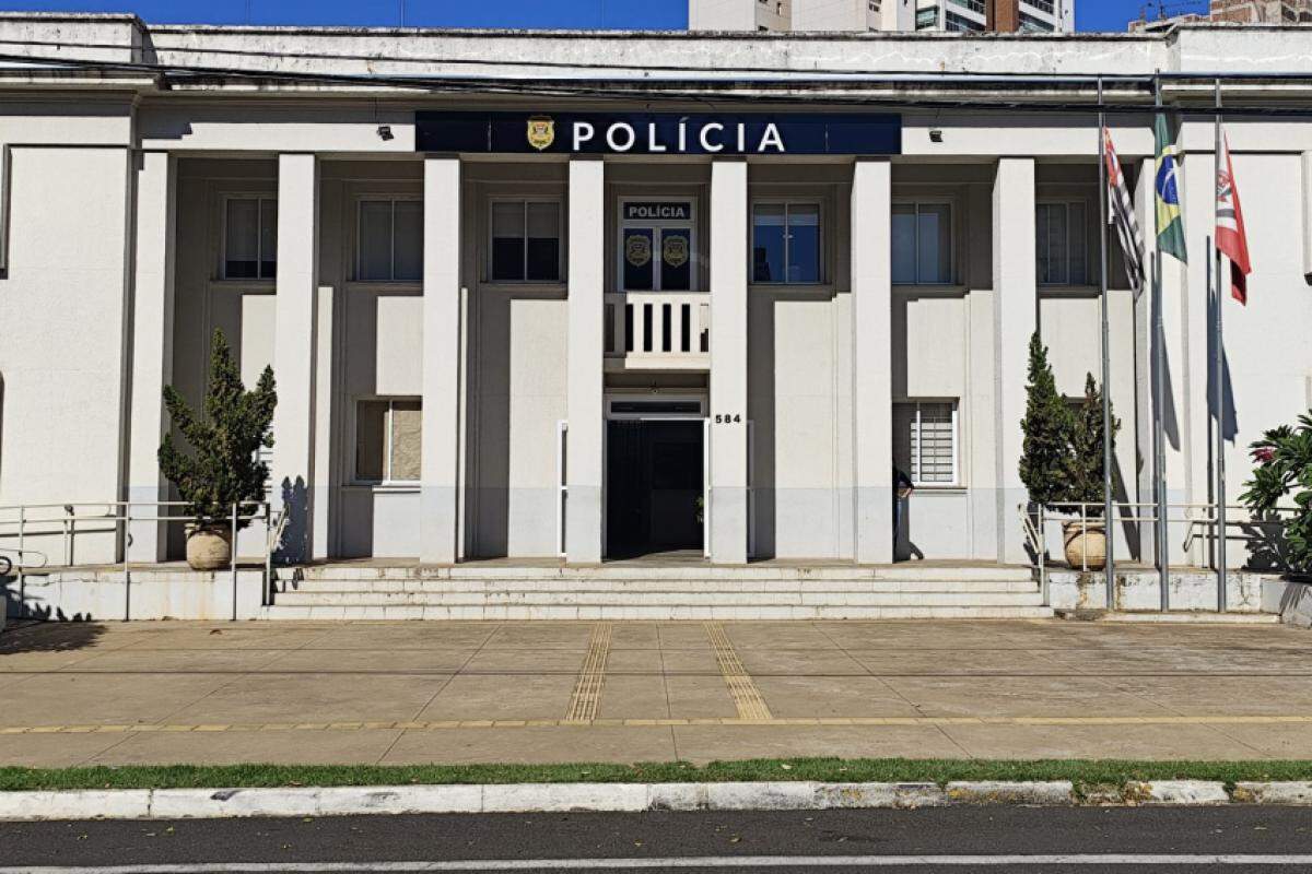 Inquérito aponta que agente teria repassado informações sigilosas a hacker, que extorquiu investigado e autoridades