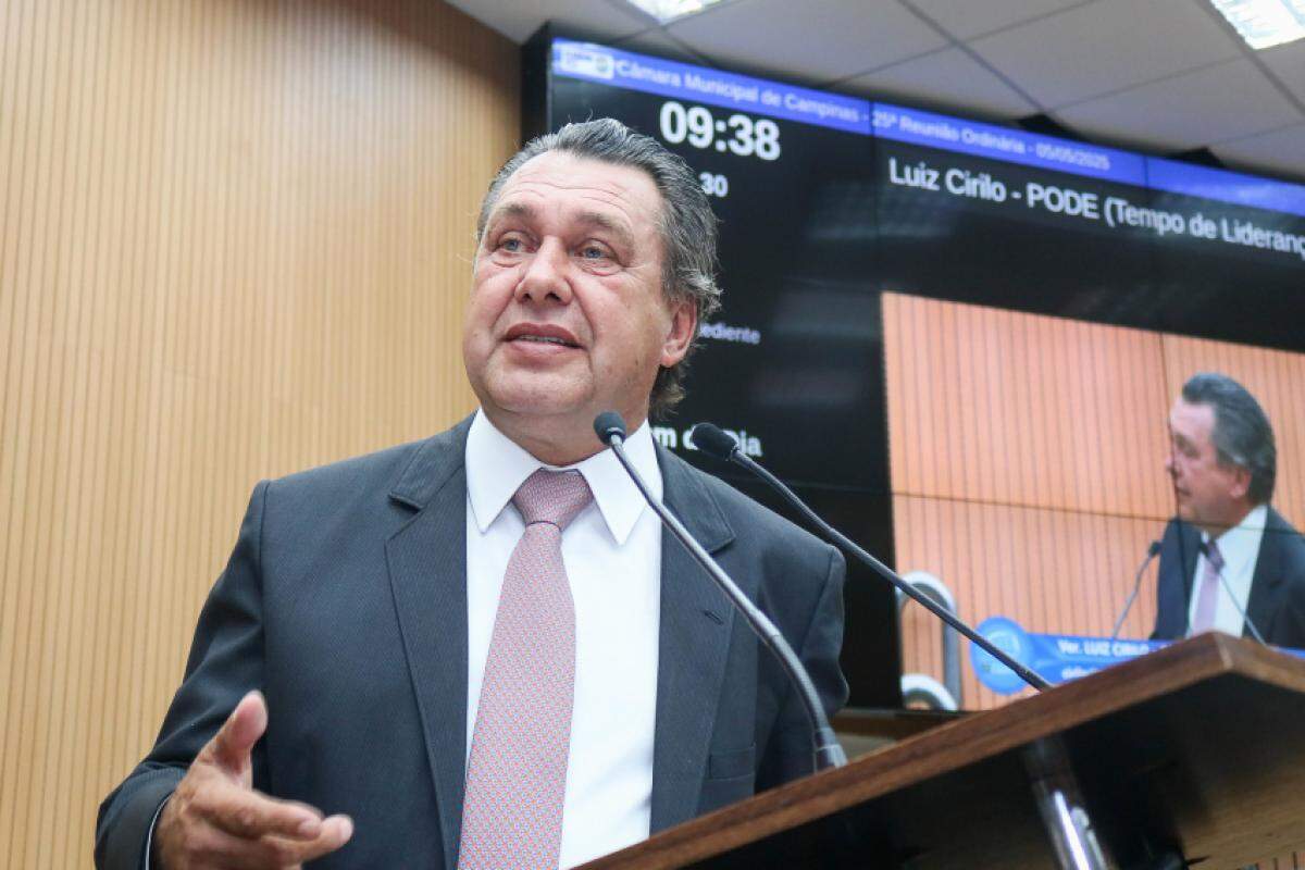 Após cinco mandatos na Câmara, Cirilo migra para o Executivo e confirma o acordo político entre Republicanos e Podemos. A manobra garante mais força à base.