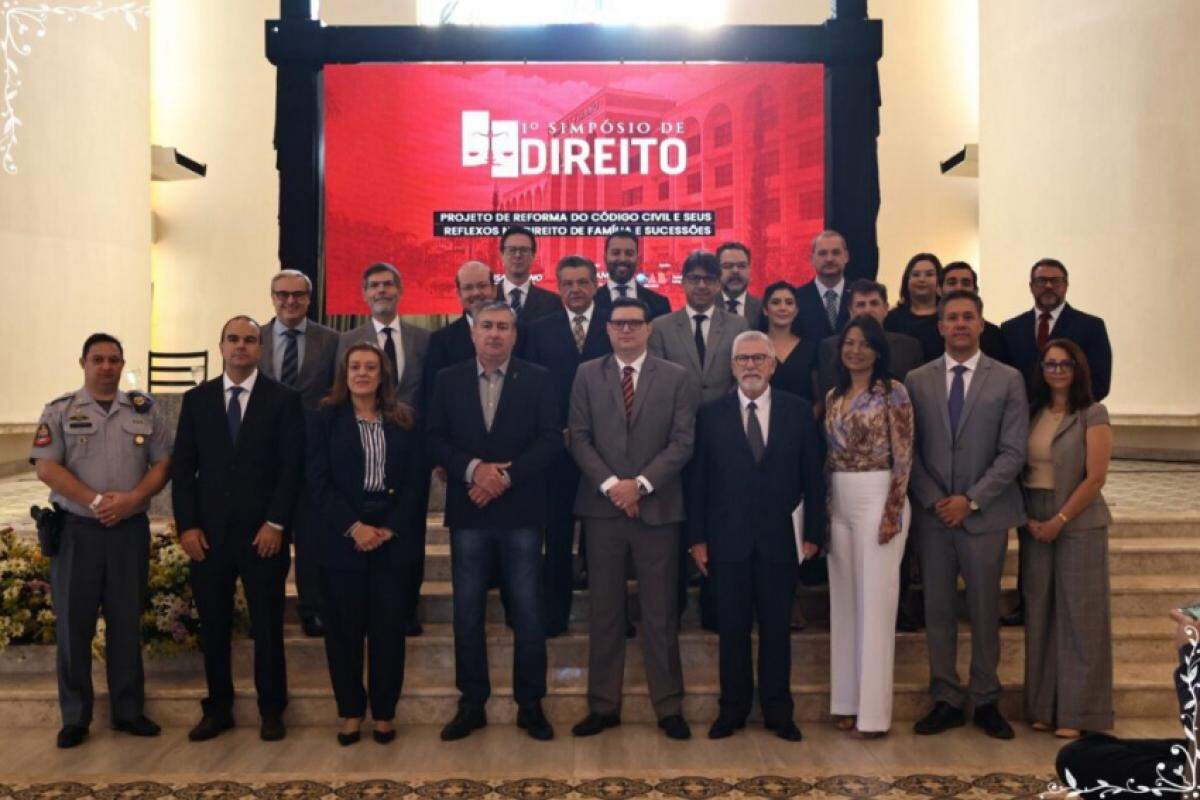 Mais de 500 participantes presenciais e uma expressiva audiência on-line marcou o evento