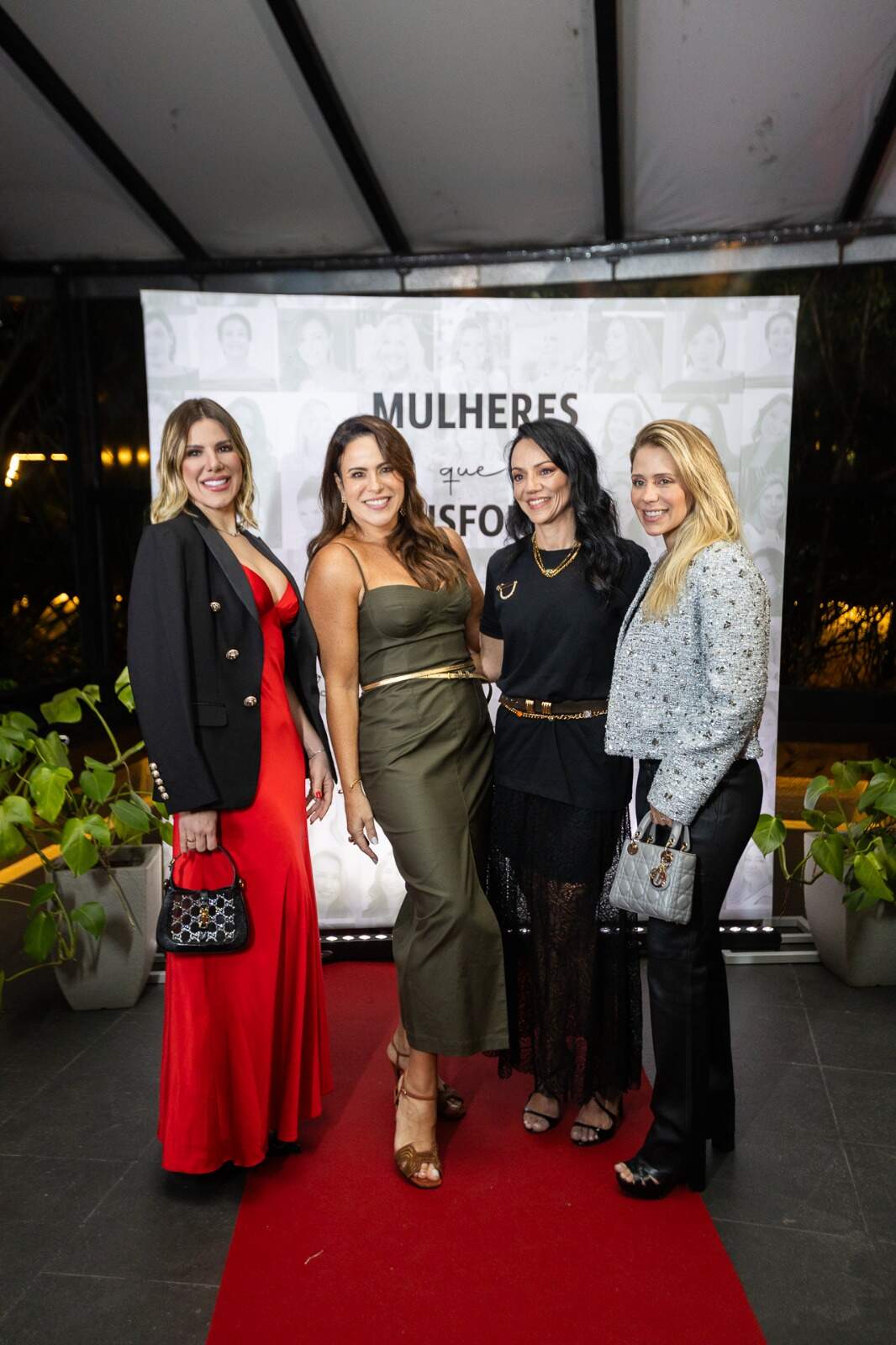 Nathalia Pires, Débora Aguillar, Danielle Lourenci e Nathalia Malta