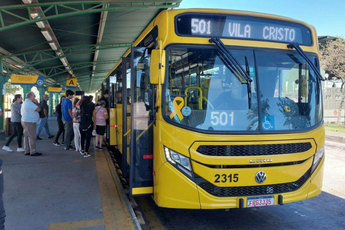 Novos horários passam a valer a partir de hoje (14)
