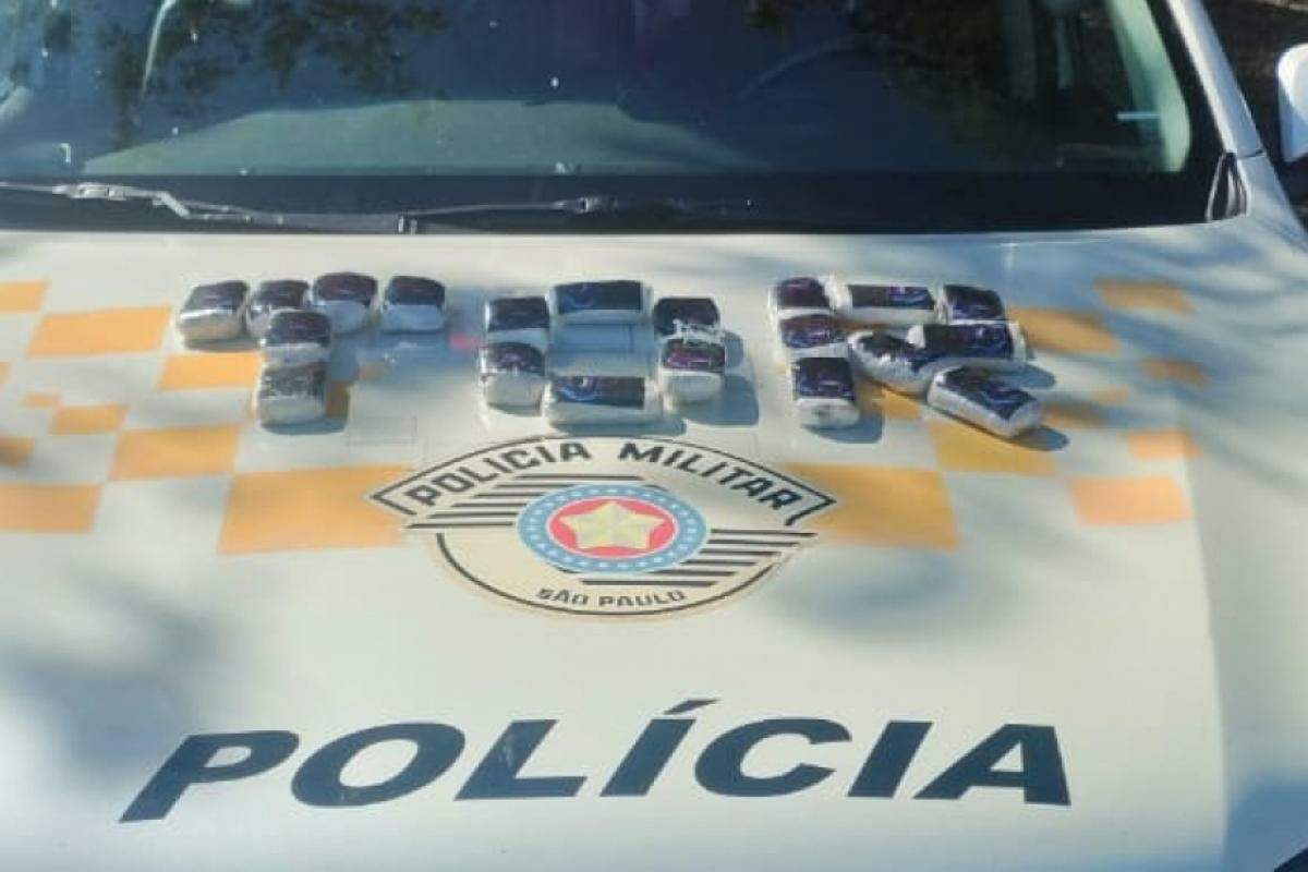 Passageira de 18 anos, que levava droga de Naviraí/MS para Brasília/DF, receberia R$ 2.500 pelo transporte