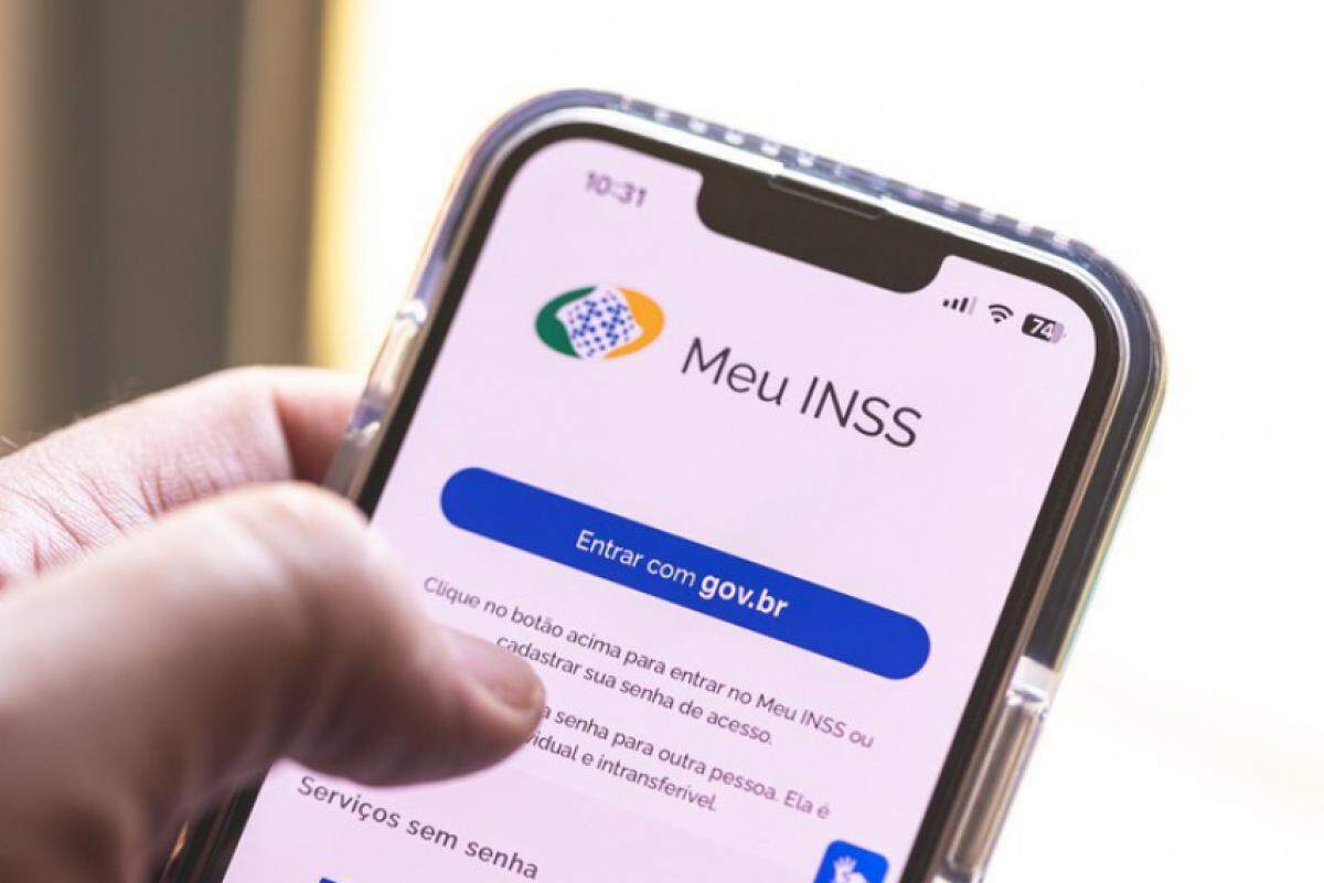 Para evitar golpes relacionados ao reembolso, a população deve consultar apenas canais oficiais do INSS