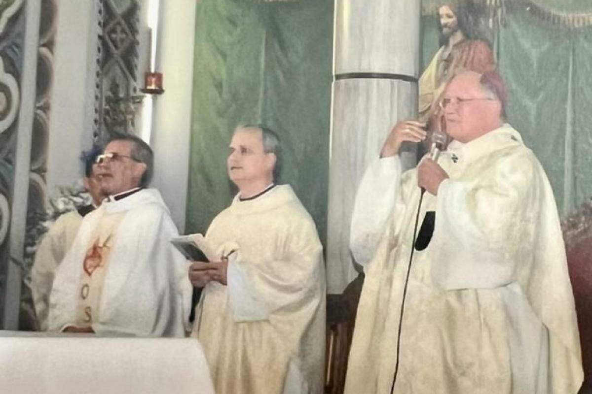 Leão XIV, eleito novo papa, esteve em Campinas em 2008 em visita à Paróquia Santo Antônio, na Ponte Preta, como superior dos agostinianos.