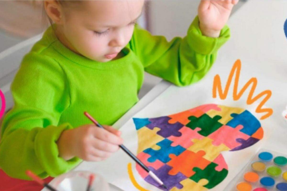 Ensinar emoções a crianças autistas promove inclusão, autonomia e empatia