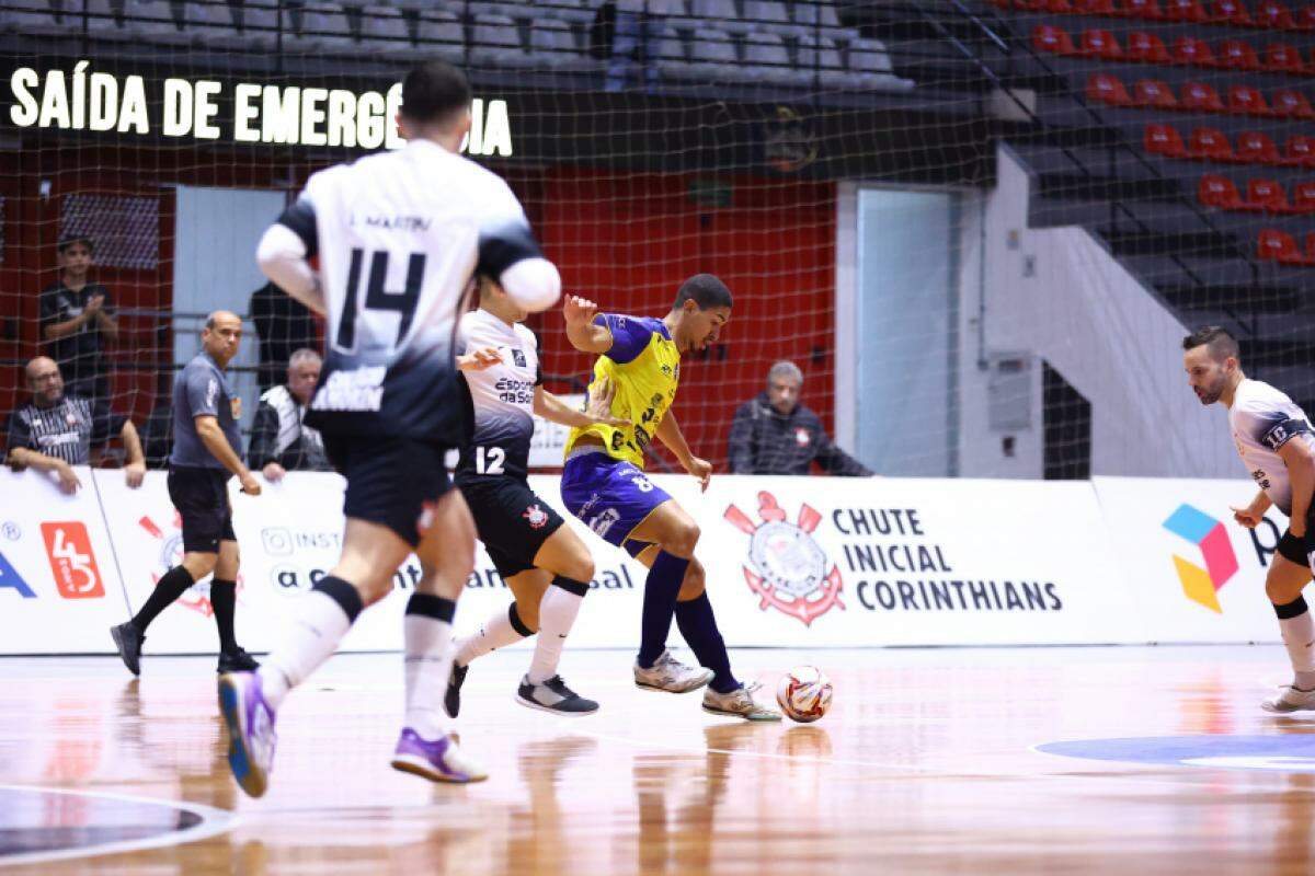 Lance do jogo entre Corinthians x São José Futsal
