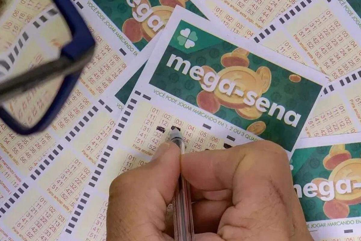 Aposta simples feita em lotérica de supermercado em Araçatuba rende mais de R$ 64 mil a apostador que acertou cinco dezenas