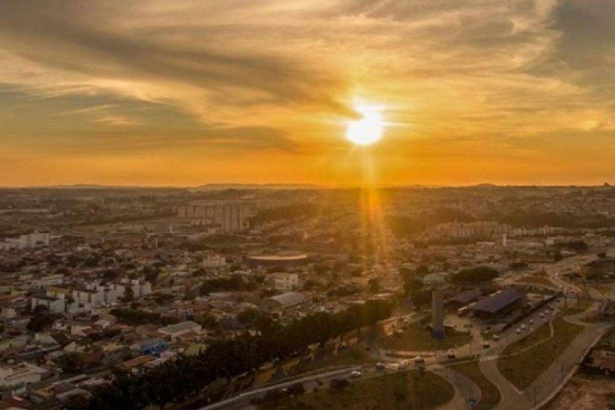 Temperatura varia entre 14°C e 24°C neste feriado