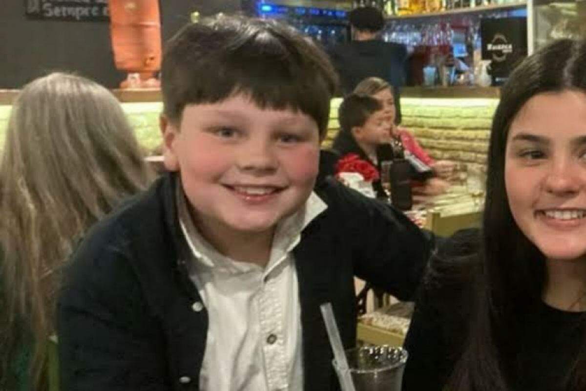 Arthur Dumoncel, 9, e Maria Sophia Dumoncel, 16