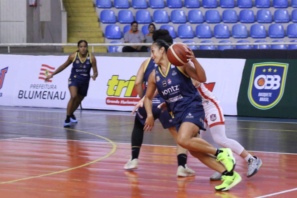 São José Basket recebe o Mesquita e busca reação imediata na LBF