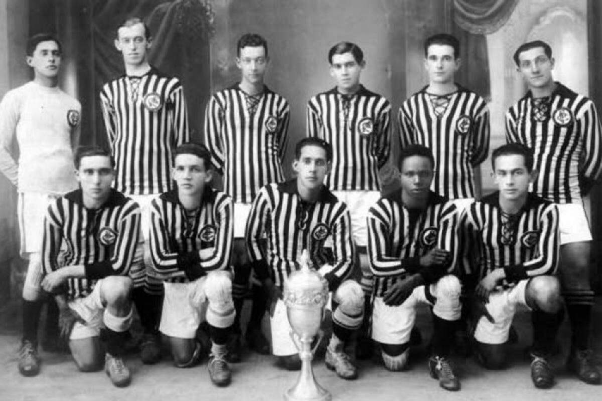 Time campeão do Campeonato do Interior de 1920, o primeiro título do Galo