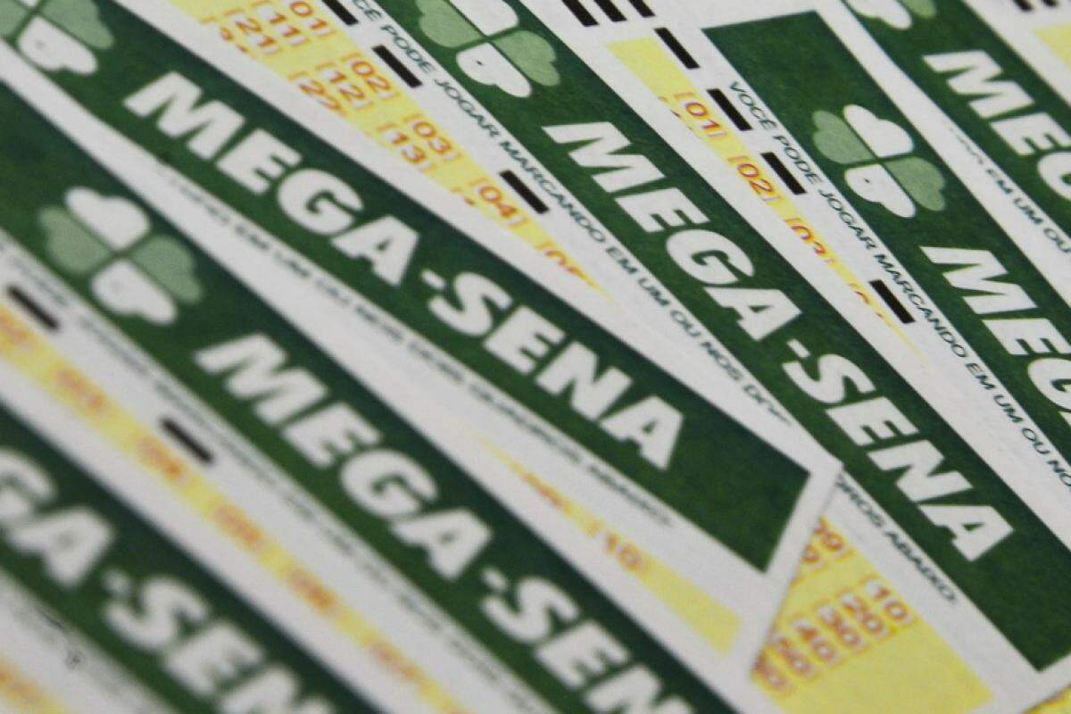 Aposta simples nas casas lotéricas custam R$ 5