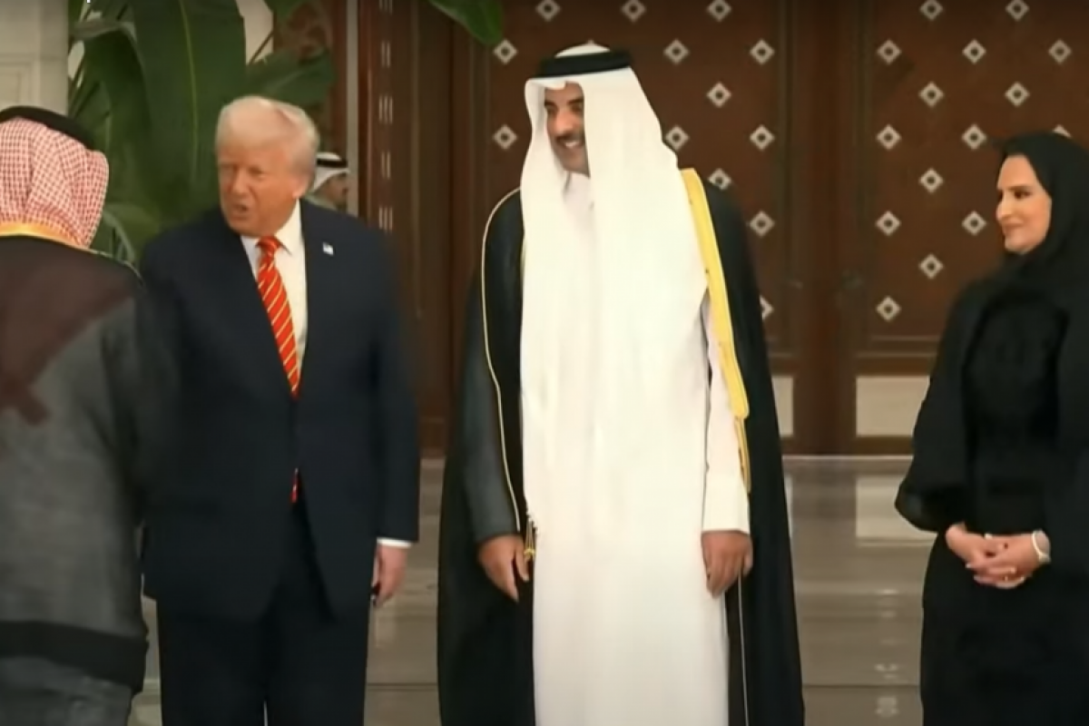 Trump iniciou nesta semana sua primeira grande viagem internacional desde a reeleição, aterrissando em Riad.