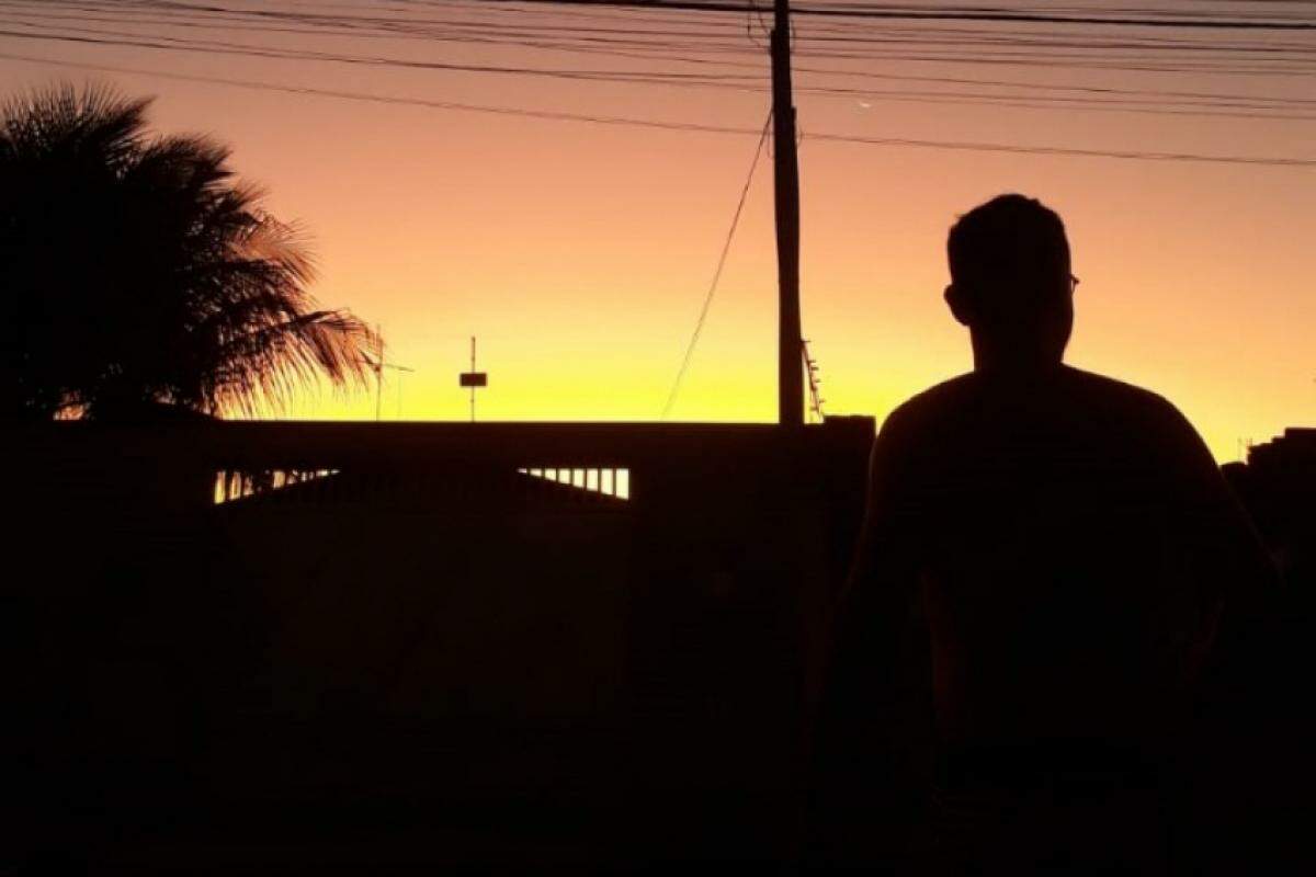 Defesa Civil alerta sobre hidratação, proteção solar e cuidados extras