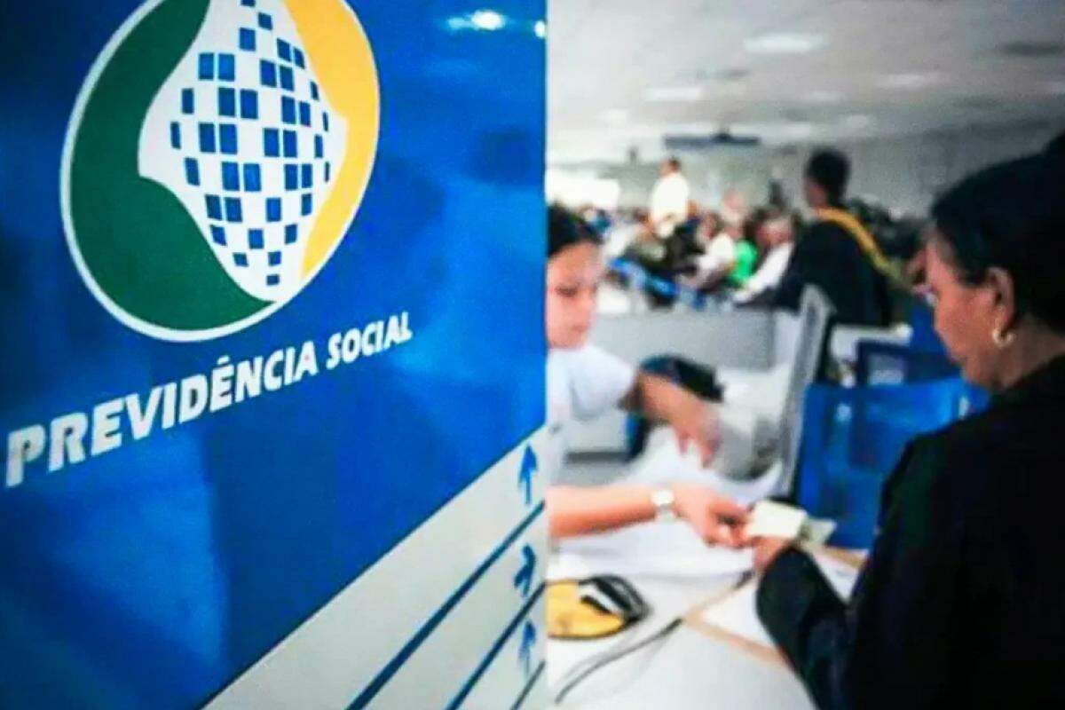 Os valores serão depositados na conta em que o aposentado ou pensionista recebe seu benefício mensal. 
