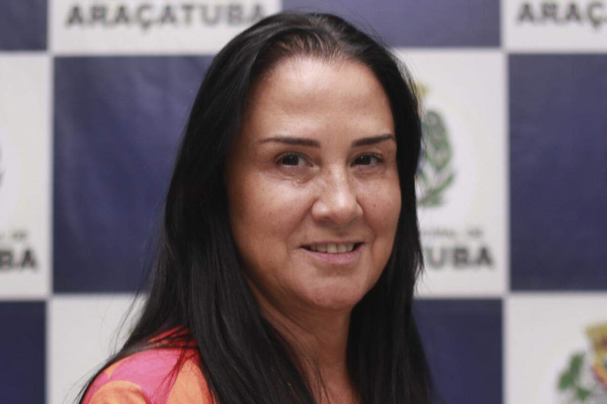 Luciane Bueno deixa o cargo alegando razões pessoais e profissionais