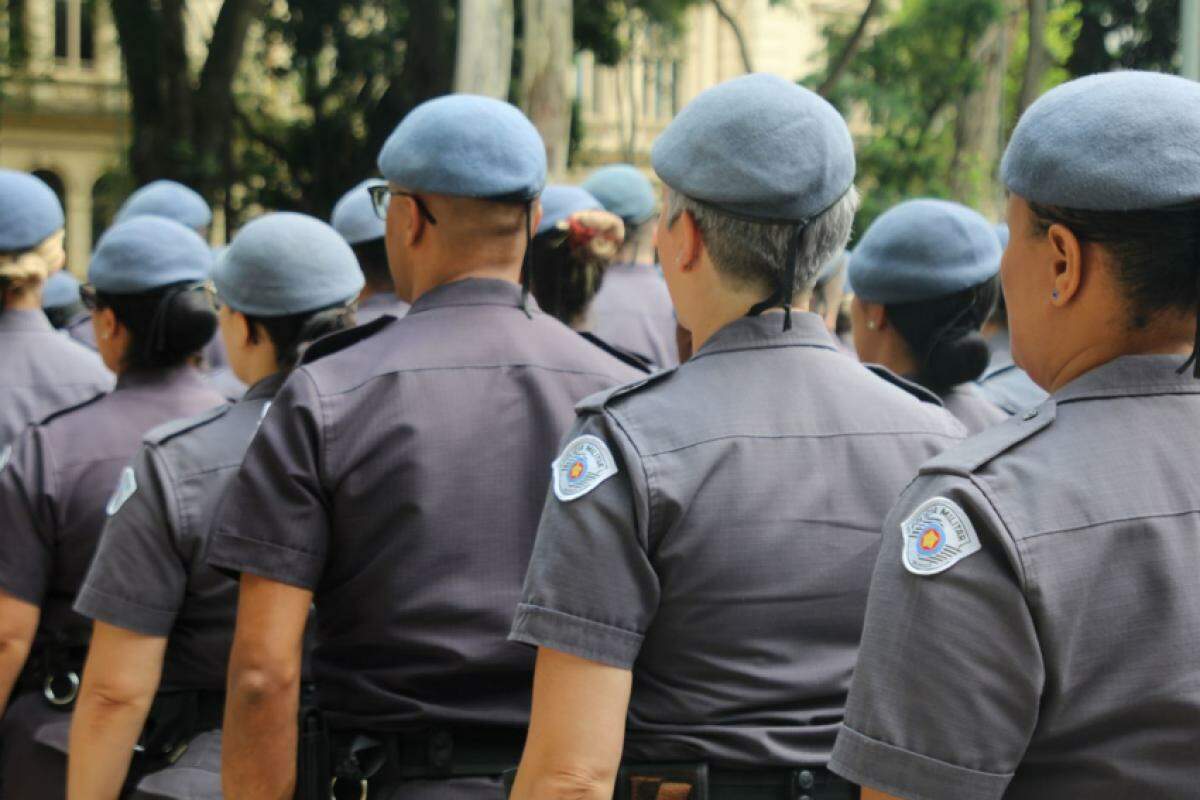 Três mandados de prisão foram cumpridos em diferentes bairros durante o final de semana.