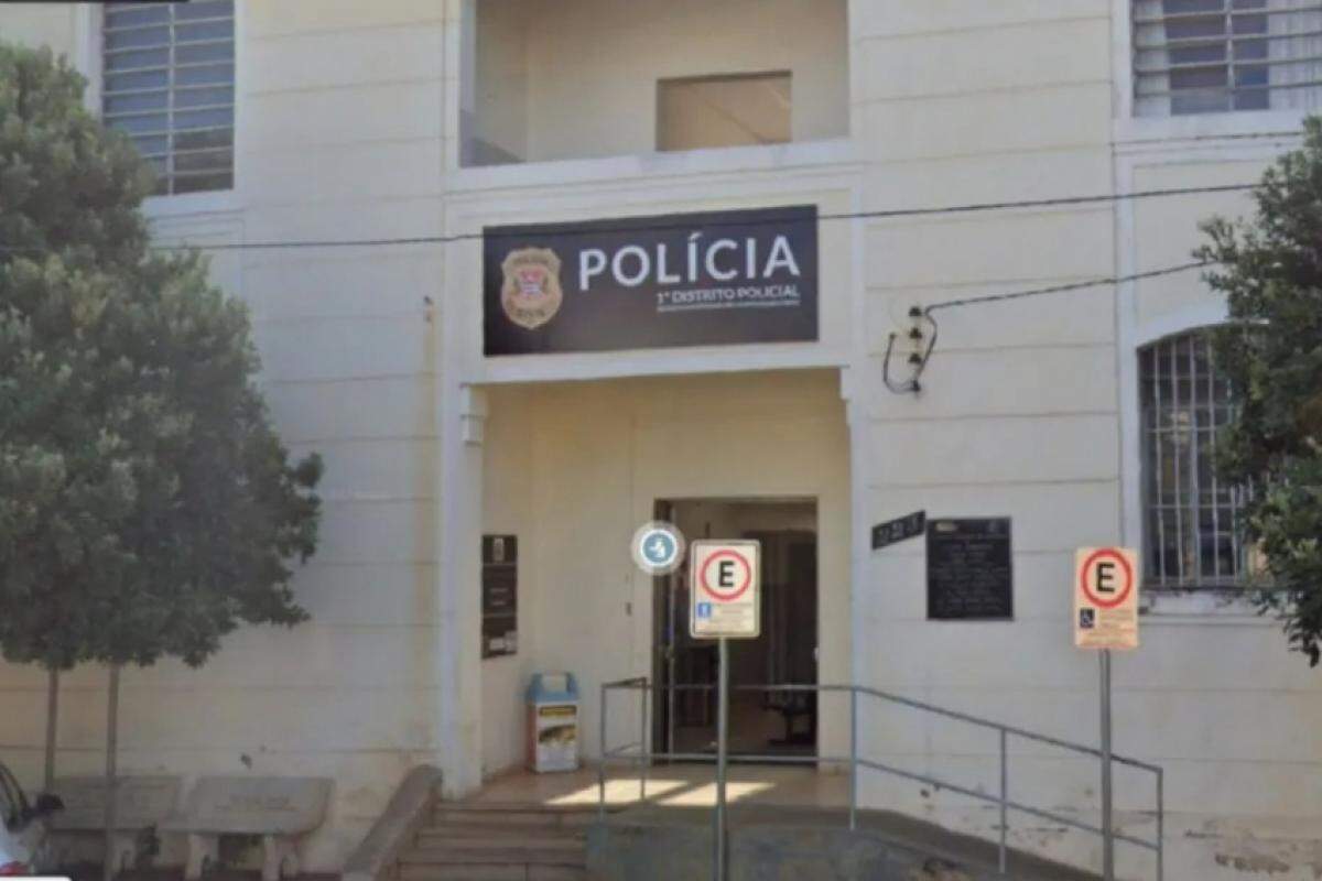 Delegacia de Penápolis, para onde acusado foi levado