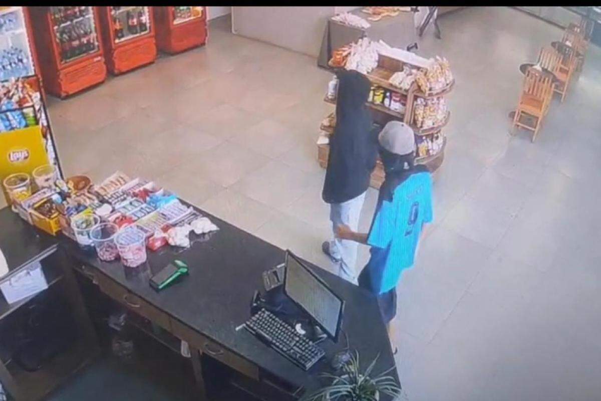 Crime ocorreu na manhã desta segunda-feira na Av. Joaquim Pompeu de Toledo