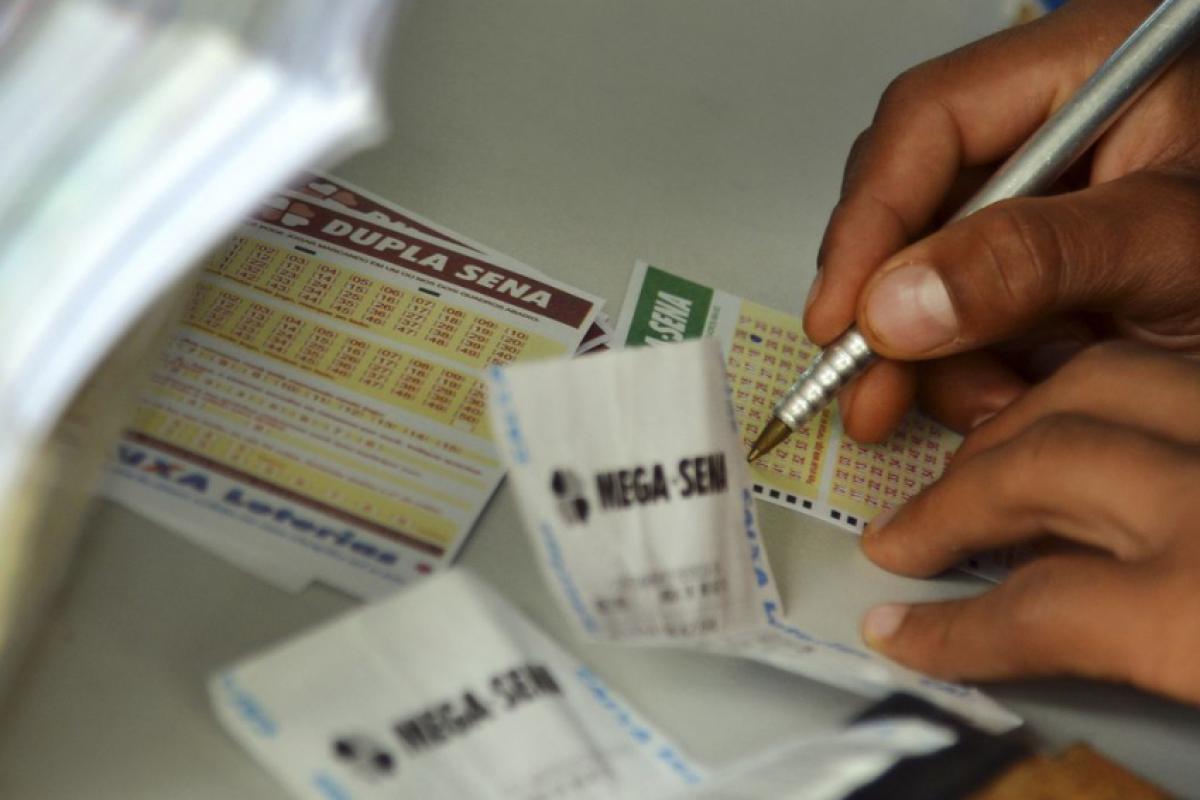 Os números sorteados no Espaço da Sorte, em São Paulo, foram: 08 - 23 - 32 - 34 - 35 - 57